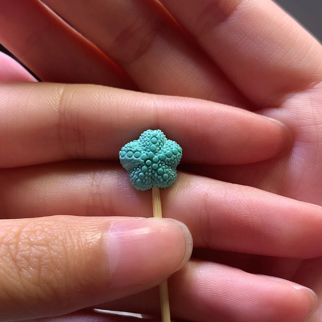 绿松石未镶嵌雕刻件