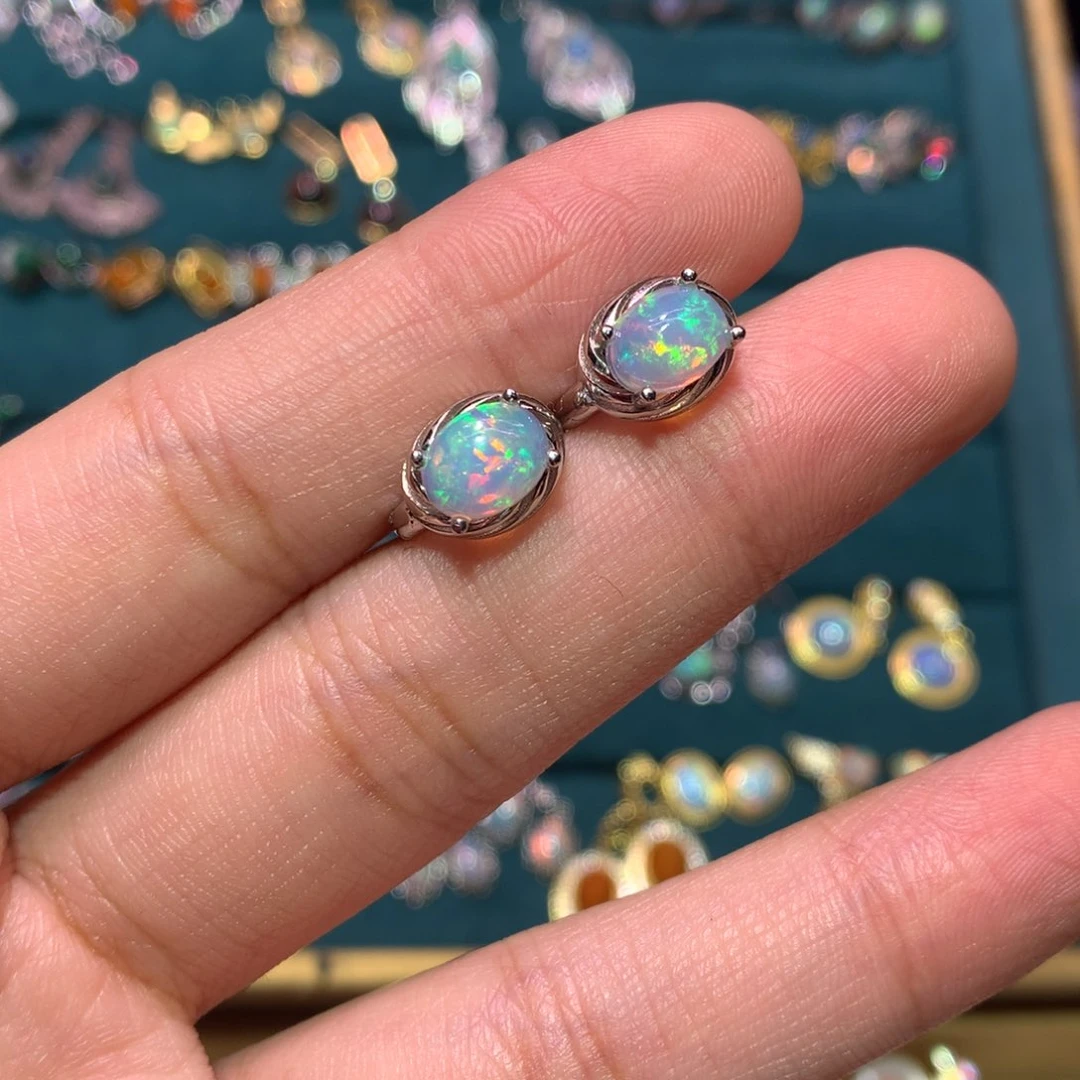 银S925镶嵌欧泊耳钉