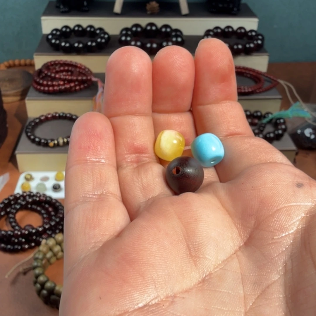 小叶紫檀手串/手链Y***仔备珠