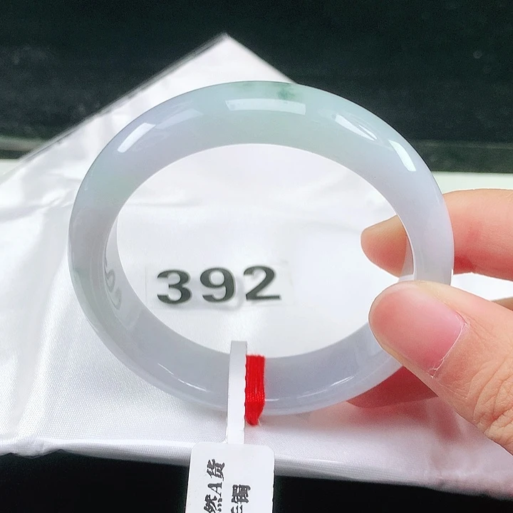 未镶嵌手镯翡翠翡翠手镯