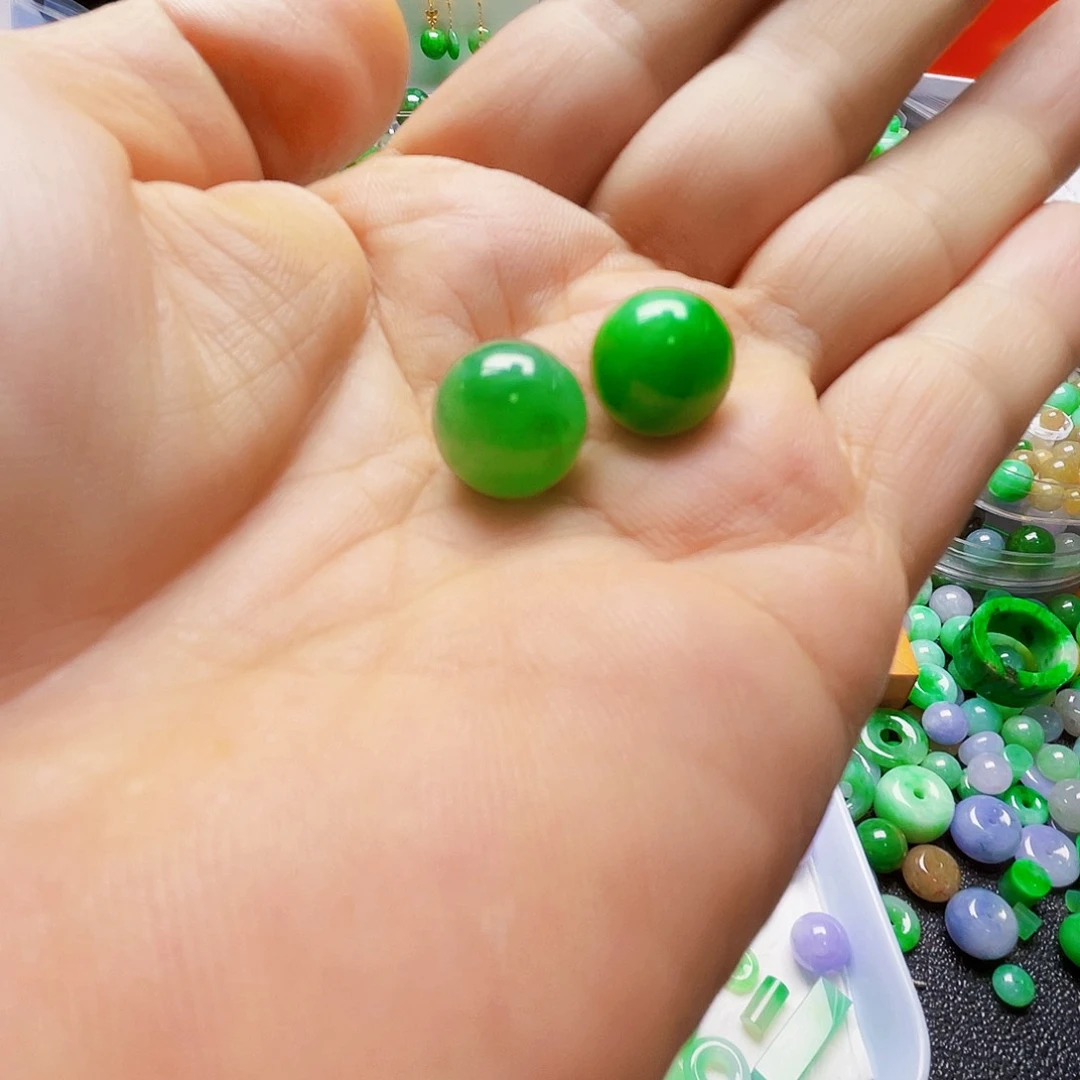 翡翠散珠富****水天然缅甸翡翠A货圆珠