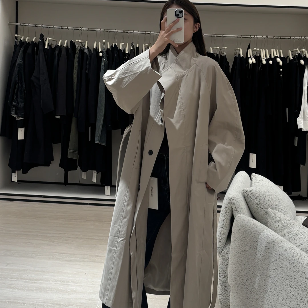 极简高级大牌感风衣