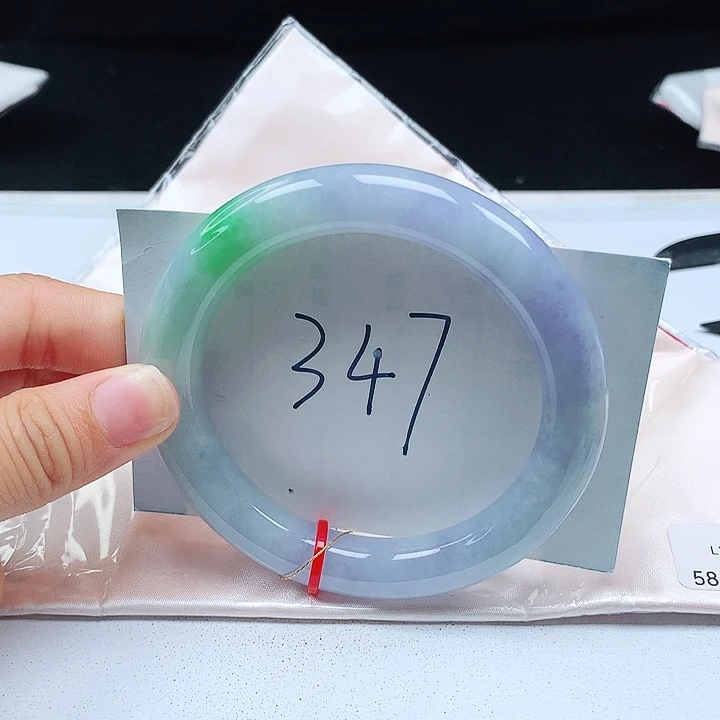 翡翠手镯未镶嵌58圆条