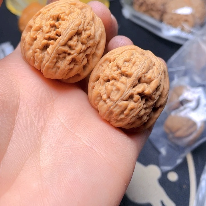 文玩核桃吊坠凤凰台