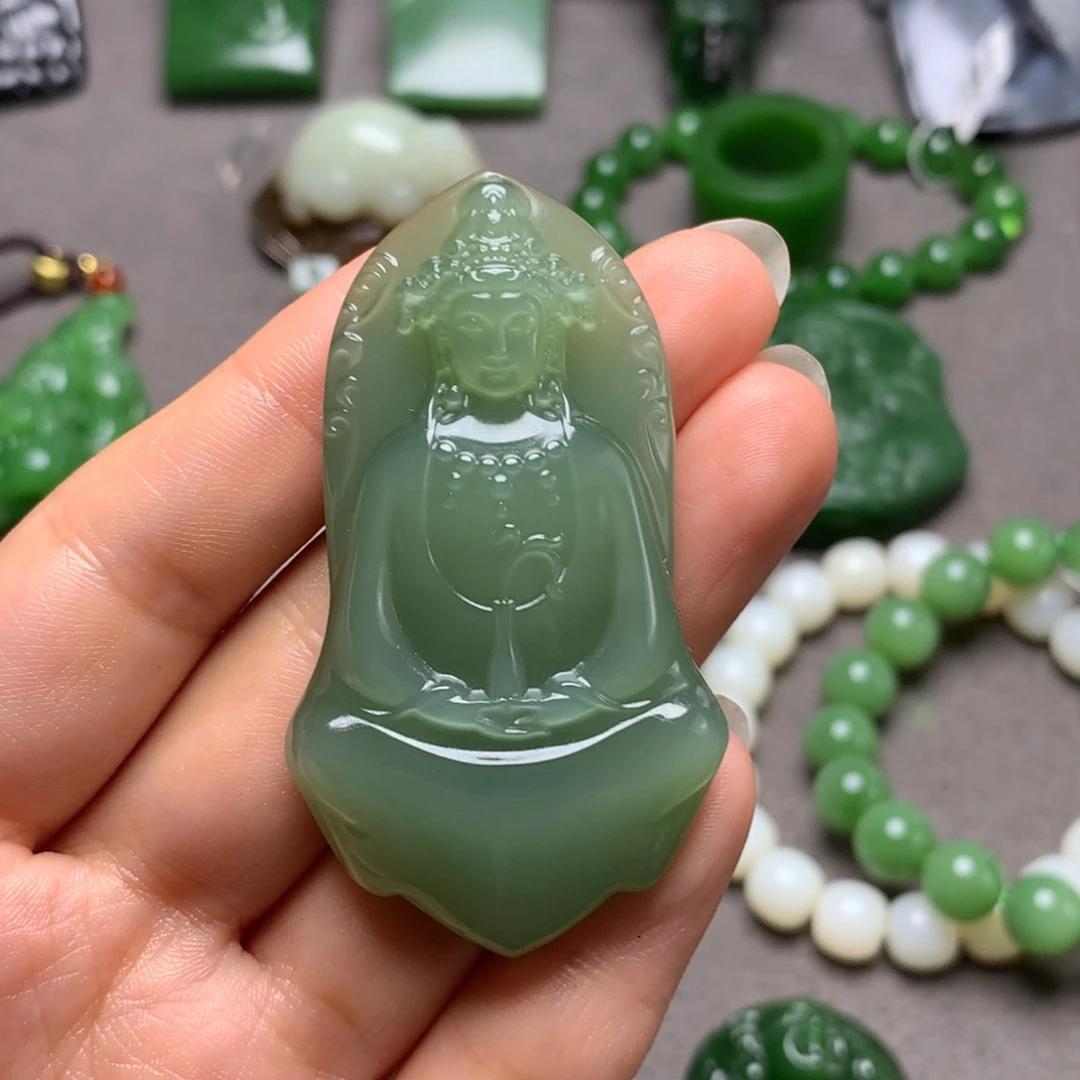 和田玉未镶嵌颈饰