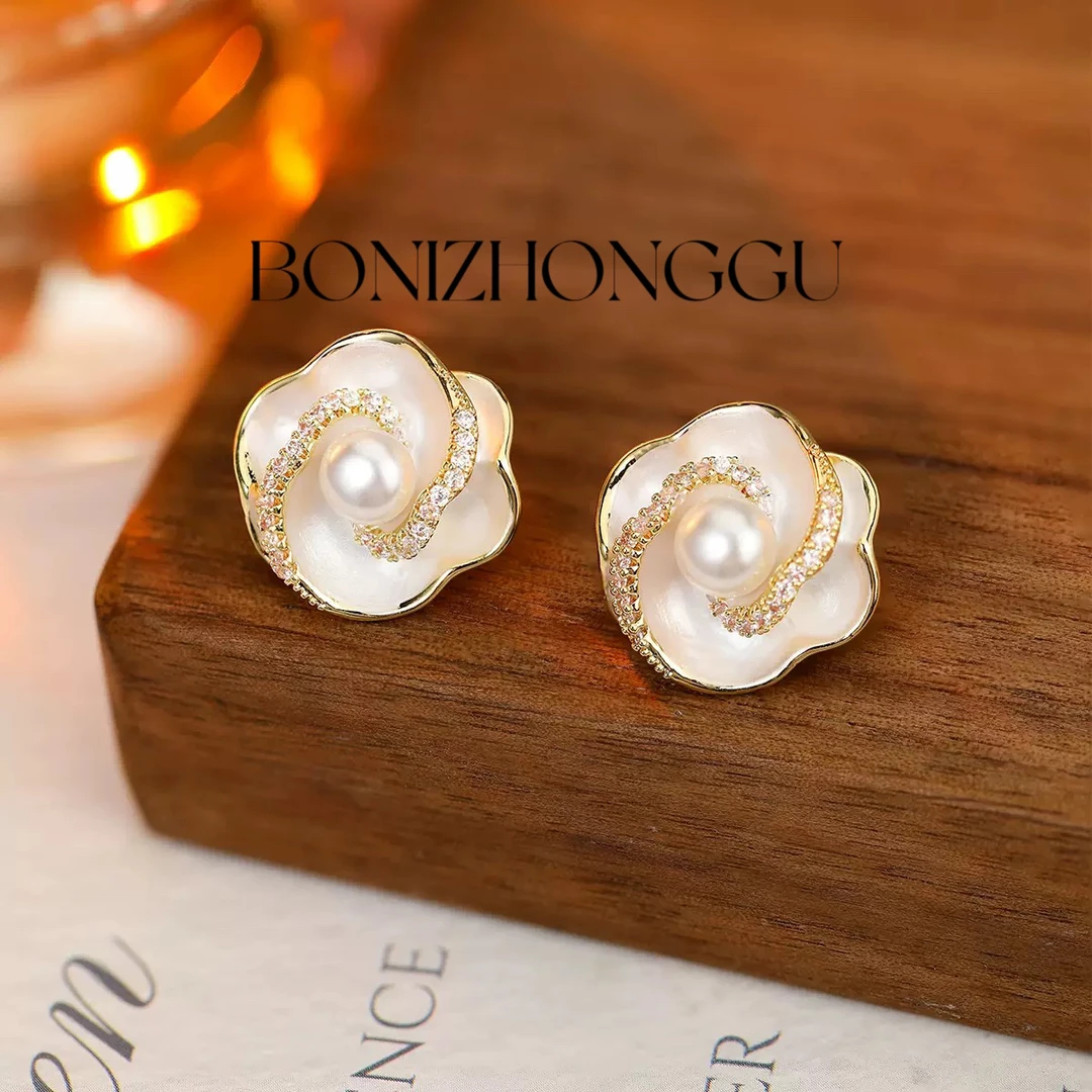 铜合金耳饰 A103《星光闪耀》法式 滴油花朵耳钉高级感