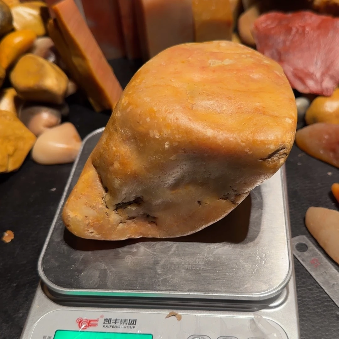 老挝石田黄．．．．．，