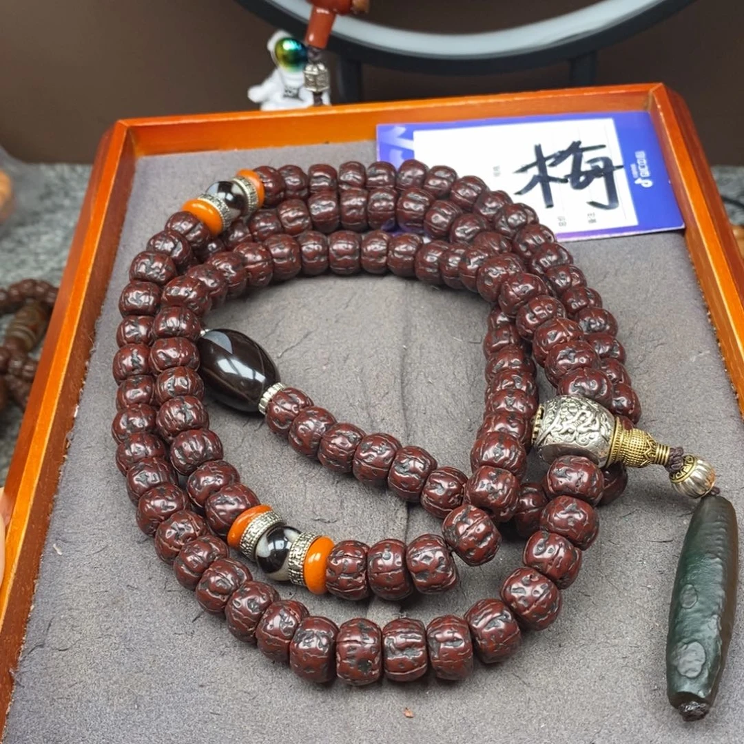 金刚菩提吊坠月***曲金刚