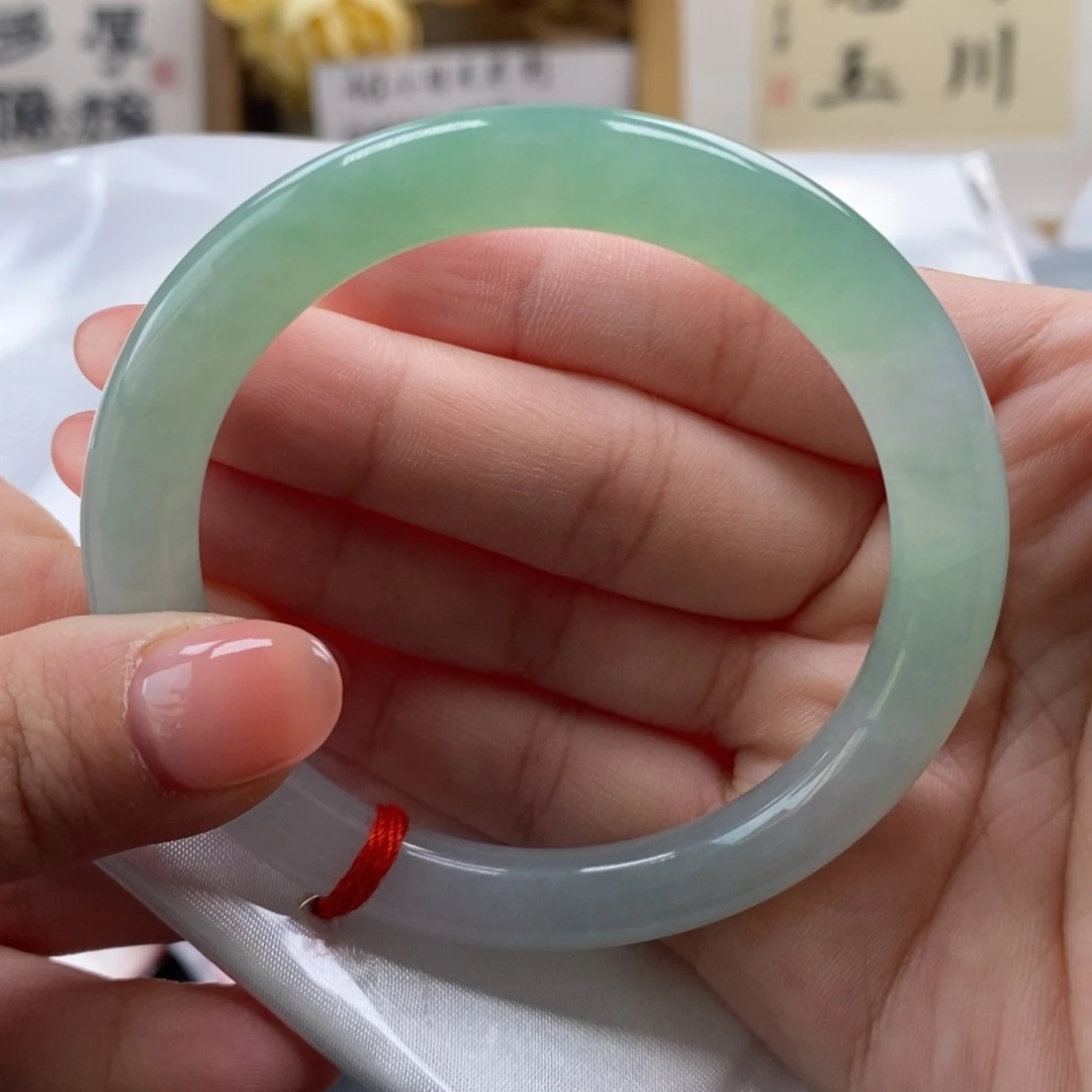【闪购商品】翡翠手镯未镶嵌8号