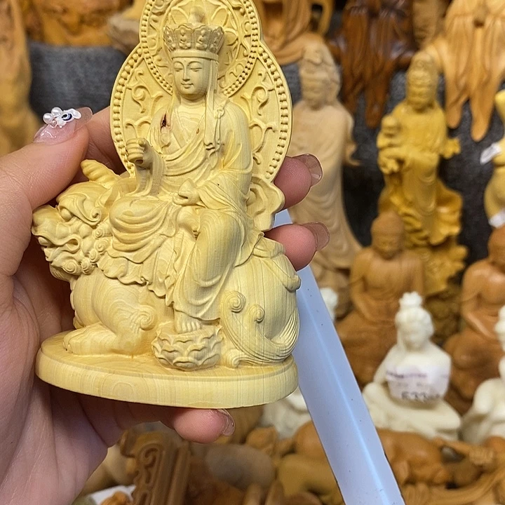 黄杨木黄杨木瑕疵地藏