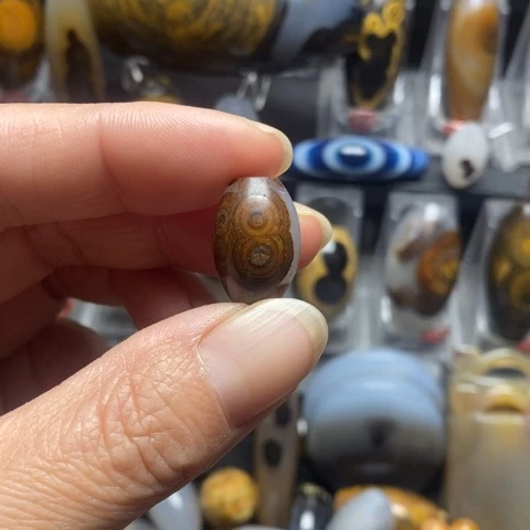 未镶嵌玛瑙/玉髓珠宝奇石