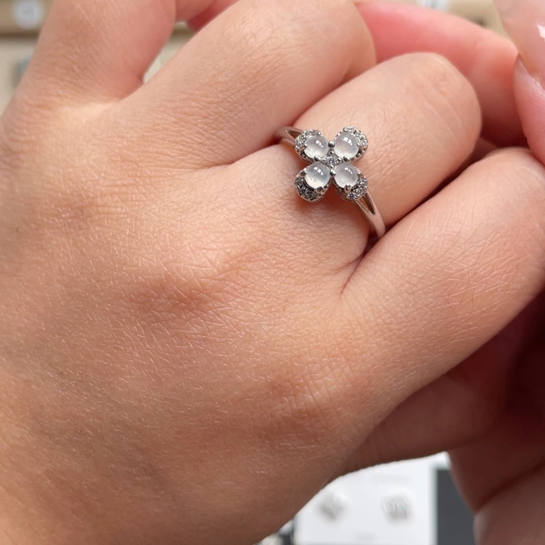 翡翠戒指银S925镶嵌戒指