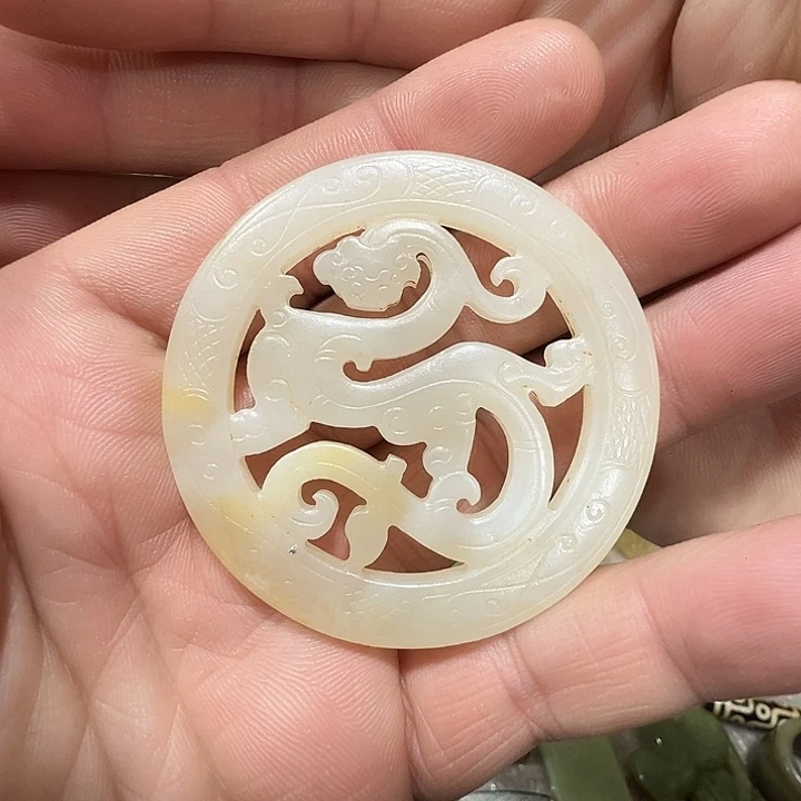 和田玉（糖玉）未镶嵌挂件