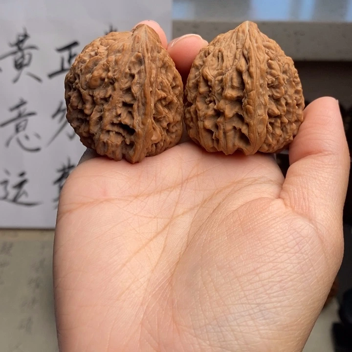 龙***龍吊坠文玩核桃南疆46899