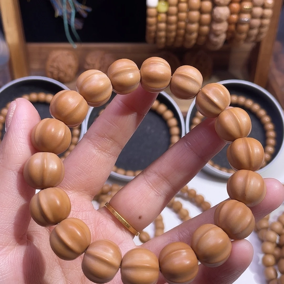 吊坠猴头核桃鲨鱼14mm全品