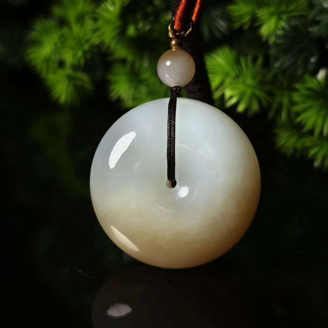 lot6834 平安扣 和田玉糖白玉 35.5*13.4mm 33.8g