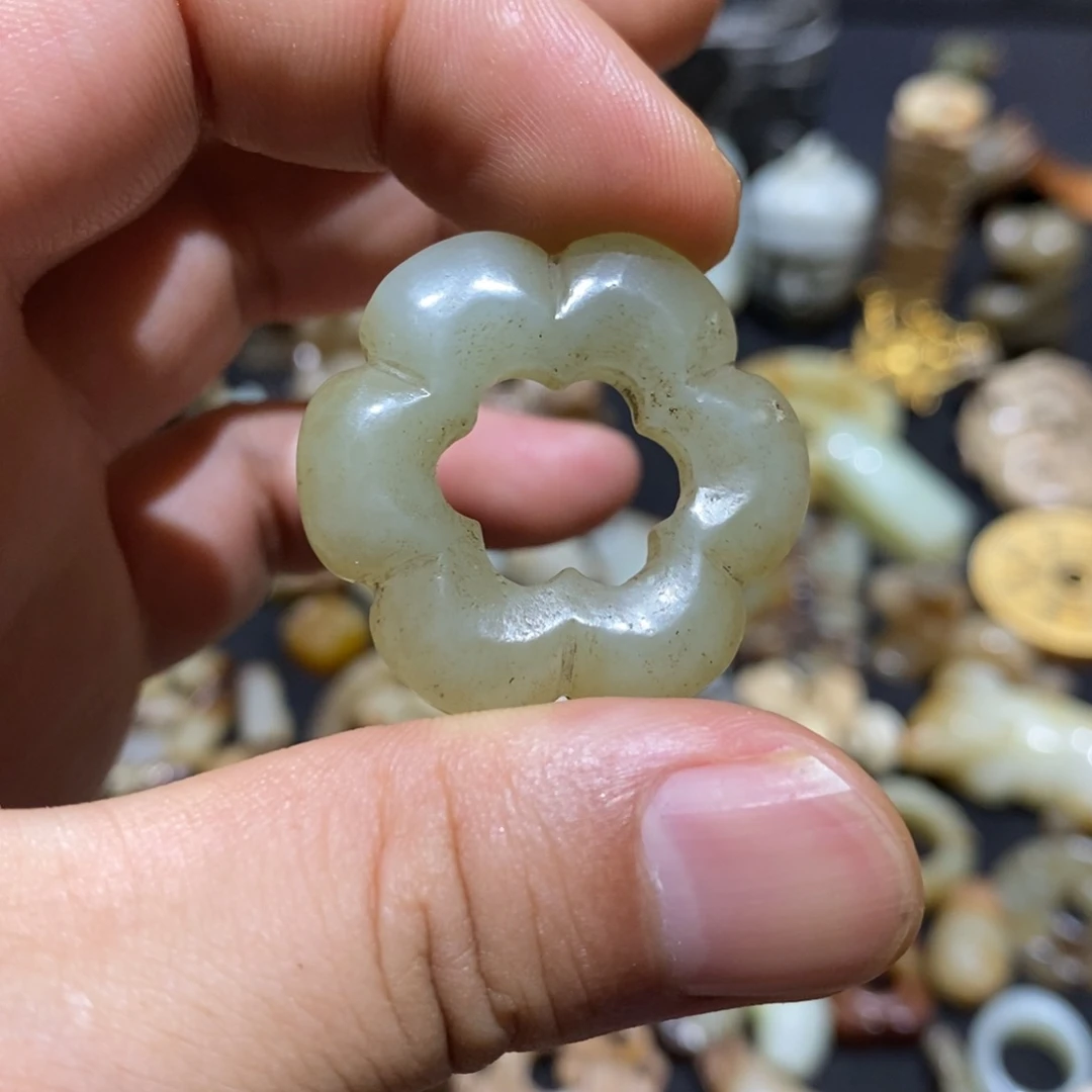 和田玉（糖玉）未镶嵌颈饰