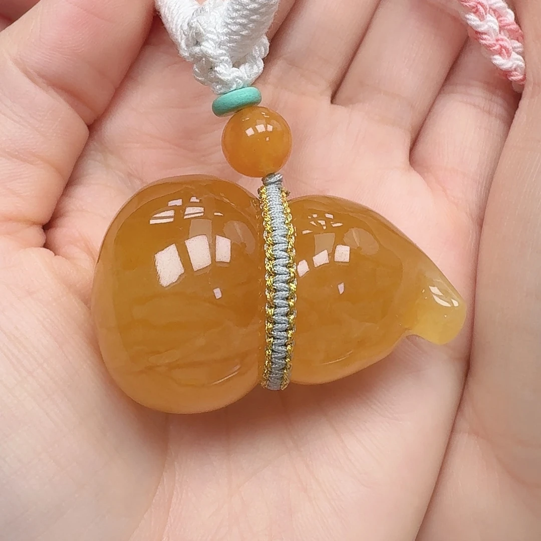 琥珀未镶嵌珠宝奇石吊坠