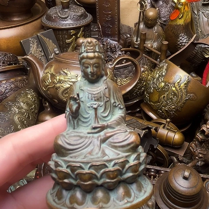 精美铜器批发档口