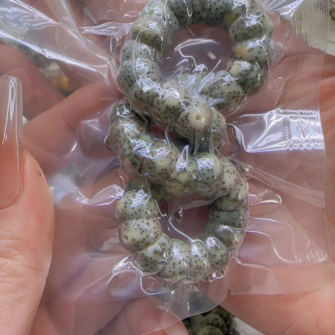 星月菩提手串荣耀绿星月菩提1.0蒜瓣猪大肠单圈