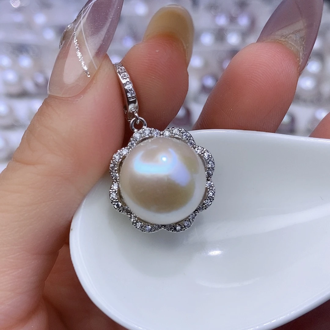 淡水珍珠合金颈饰