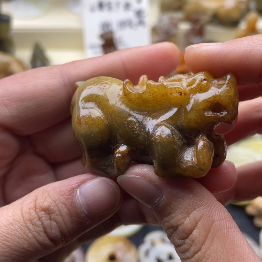 蛇纹石玉未镶嵌戒指