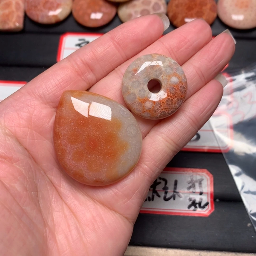 【闪购商品】硅化玉颈饰未镶嵌3*