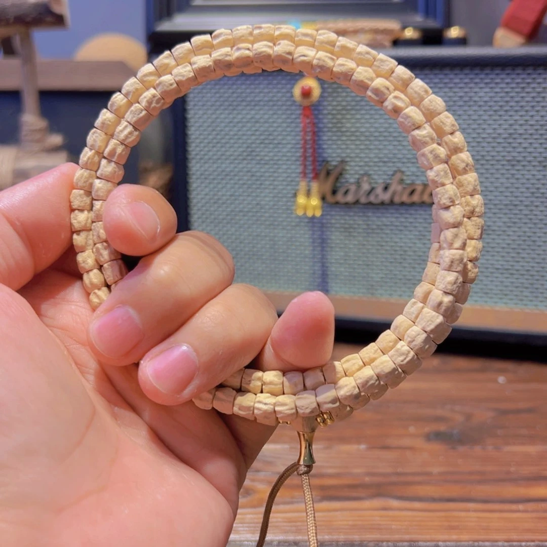 柏香籽/百香籽吊坠圣**.