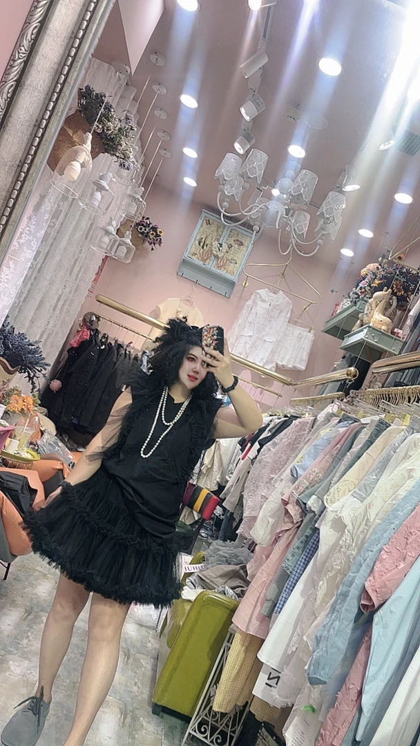 黑色韩国时尚潮流蓬蓬裙