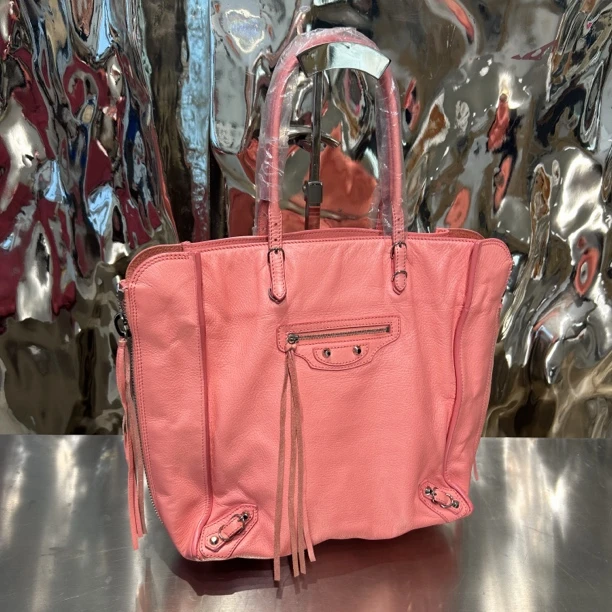 95新 Balenciaga/巴黎世家 浅粉色 机车包 大包