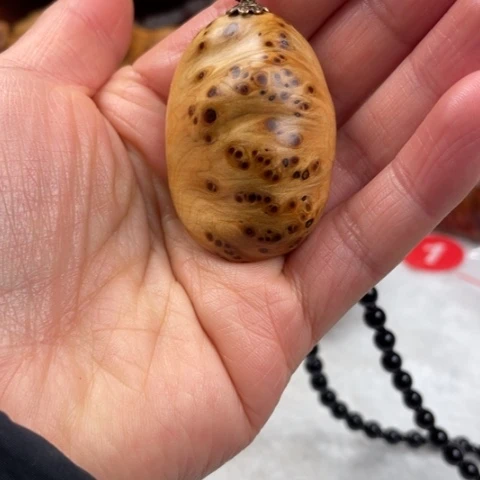 【闪购商品】柏木（崖柏）正宗北太行陈化瘤疤挂坠