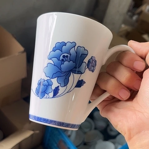 陶瓷杯一个陶瓷陶瓷