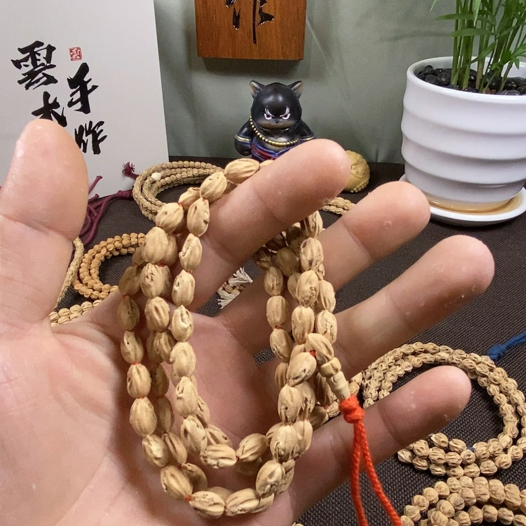 凯***歌吊坠柏香籽/百香籽