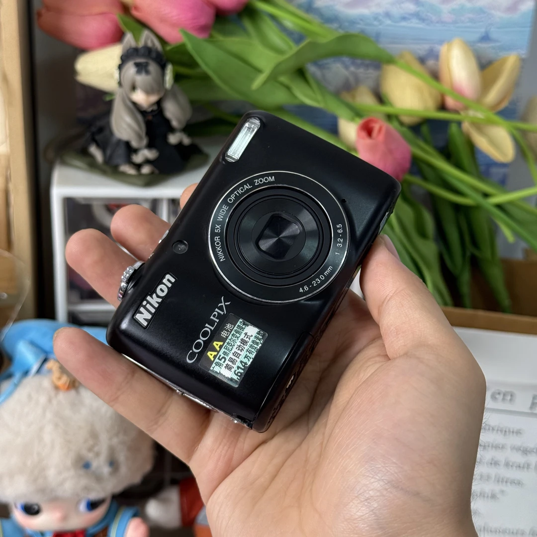 9新 Nikon/尼康 尼康l26冷白皮1600万像素柔焦适合新手带配件