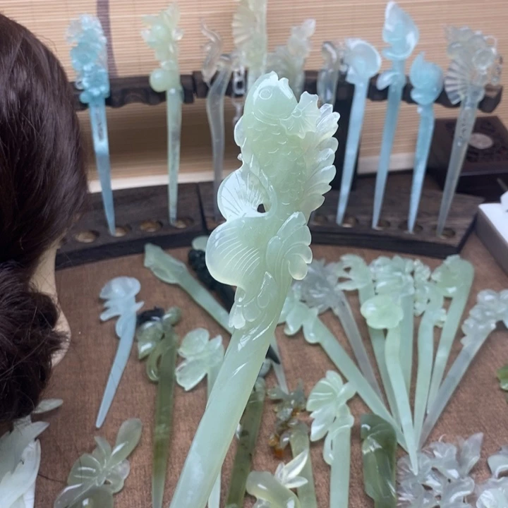 蛇纹石玉未镶嵌发饰