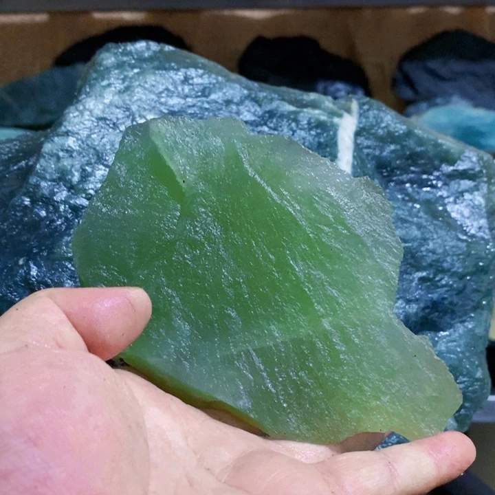 蛇纹石玉未镶嵌原石阳****u