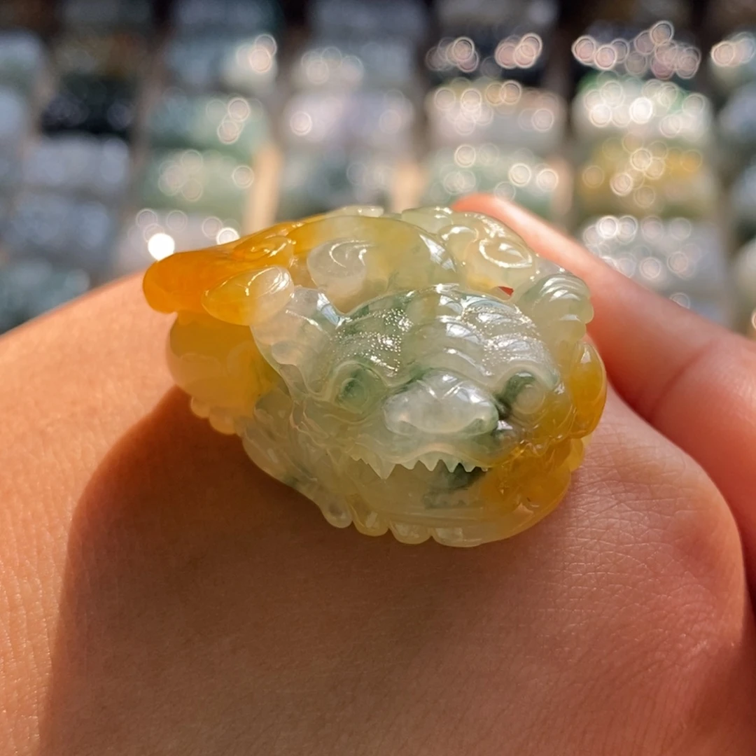 翡翠未镶嵌颈饰天然翡翠貔貅吊坠