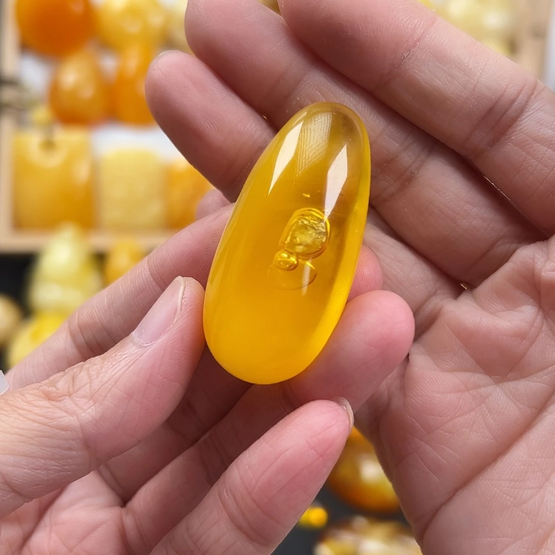 蜜蜡颈饰未镶嵌c**a蜜蜡