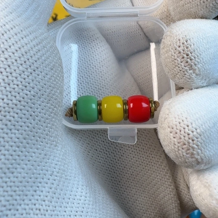 合成碳硅石铜合金文玩配饰红绿灯套