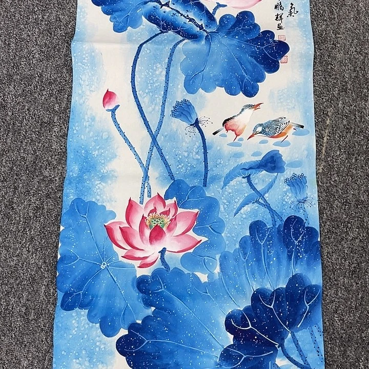 国画卖字画的小男孩