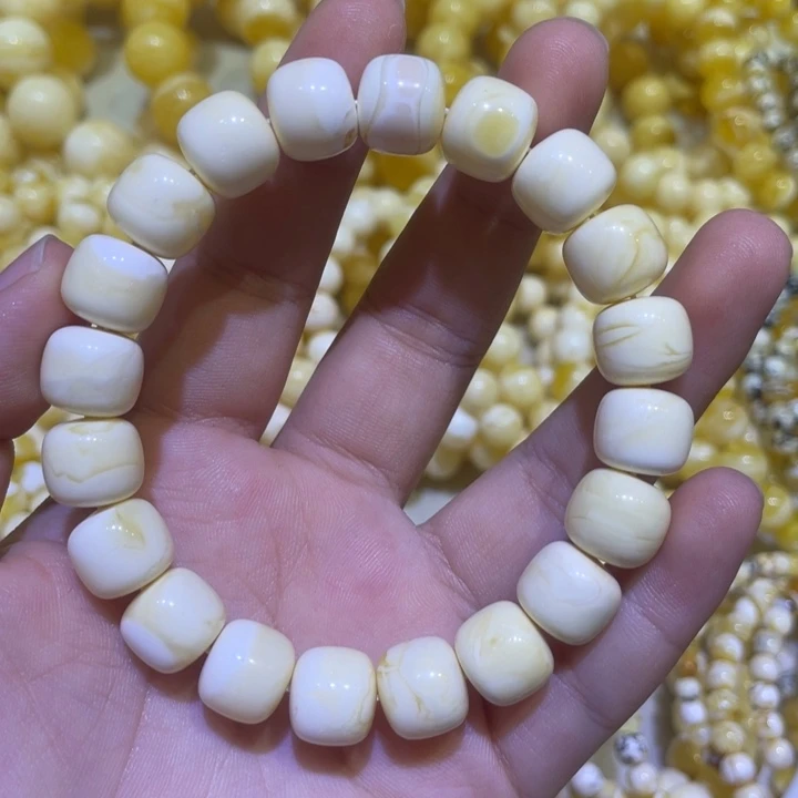 蜜蜡未镶嵌珠宝奇石11.5m