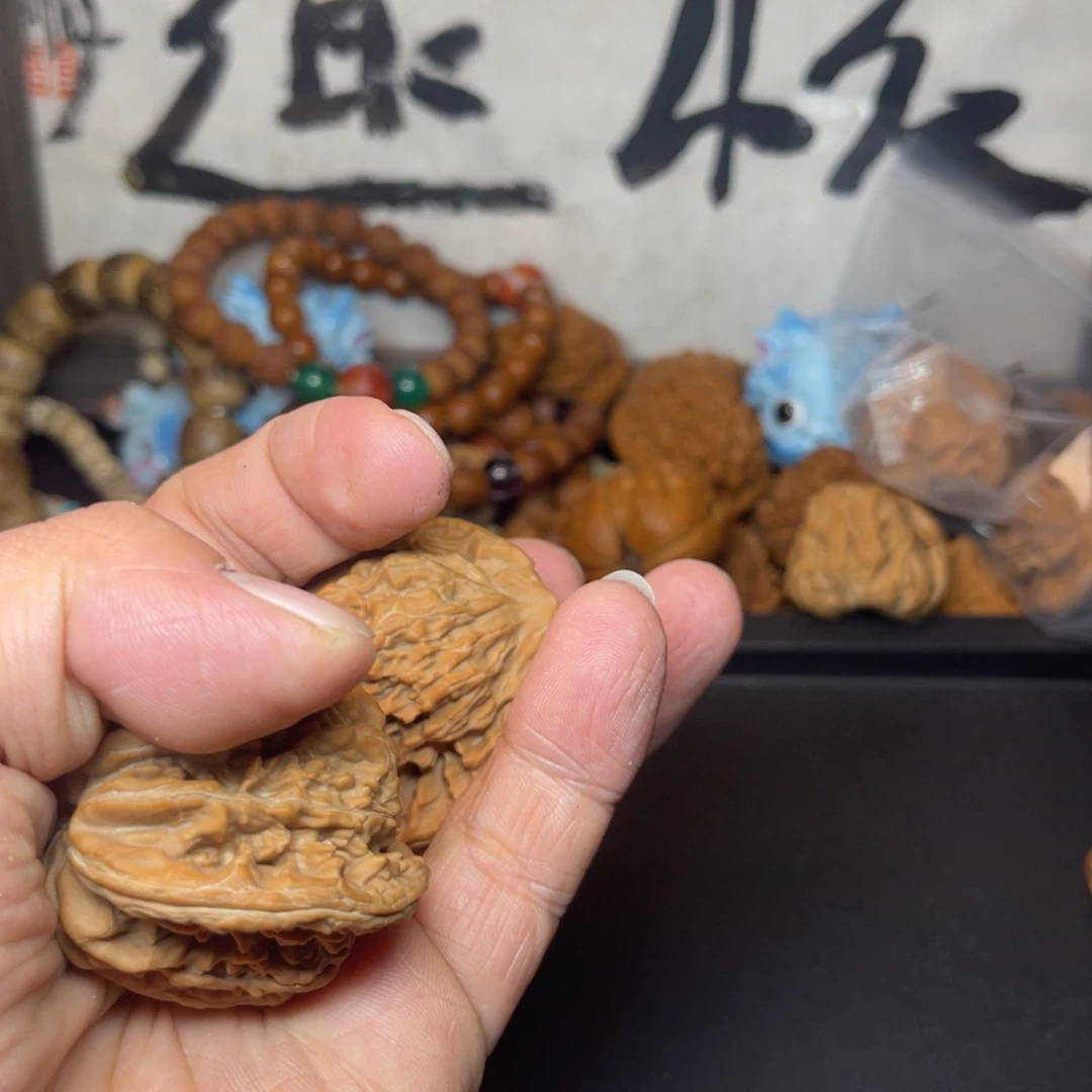 吊坠文玩核桃47全品无修高桩红皮楼47克