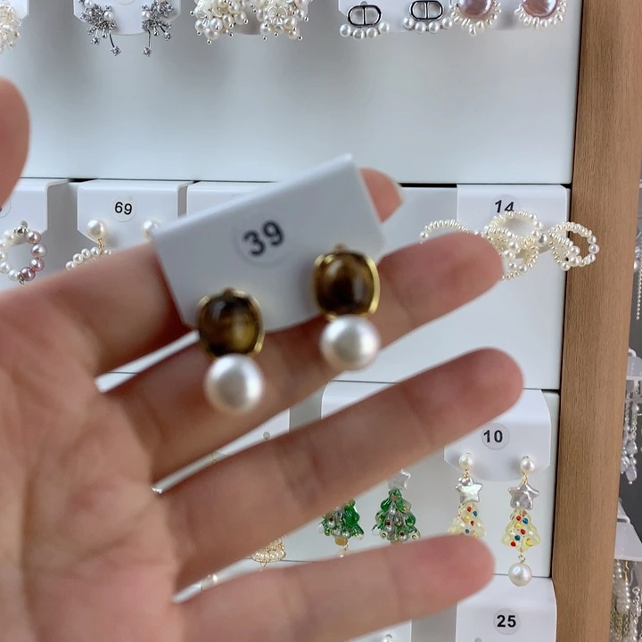未镶嵌耳饰淡水珍珠