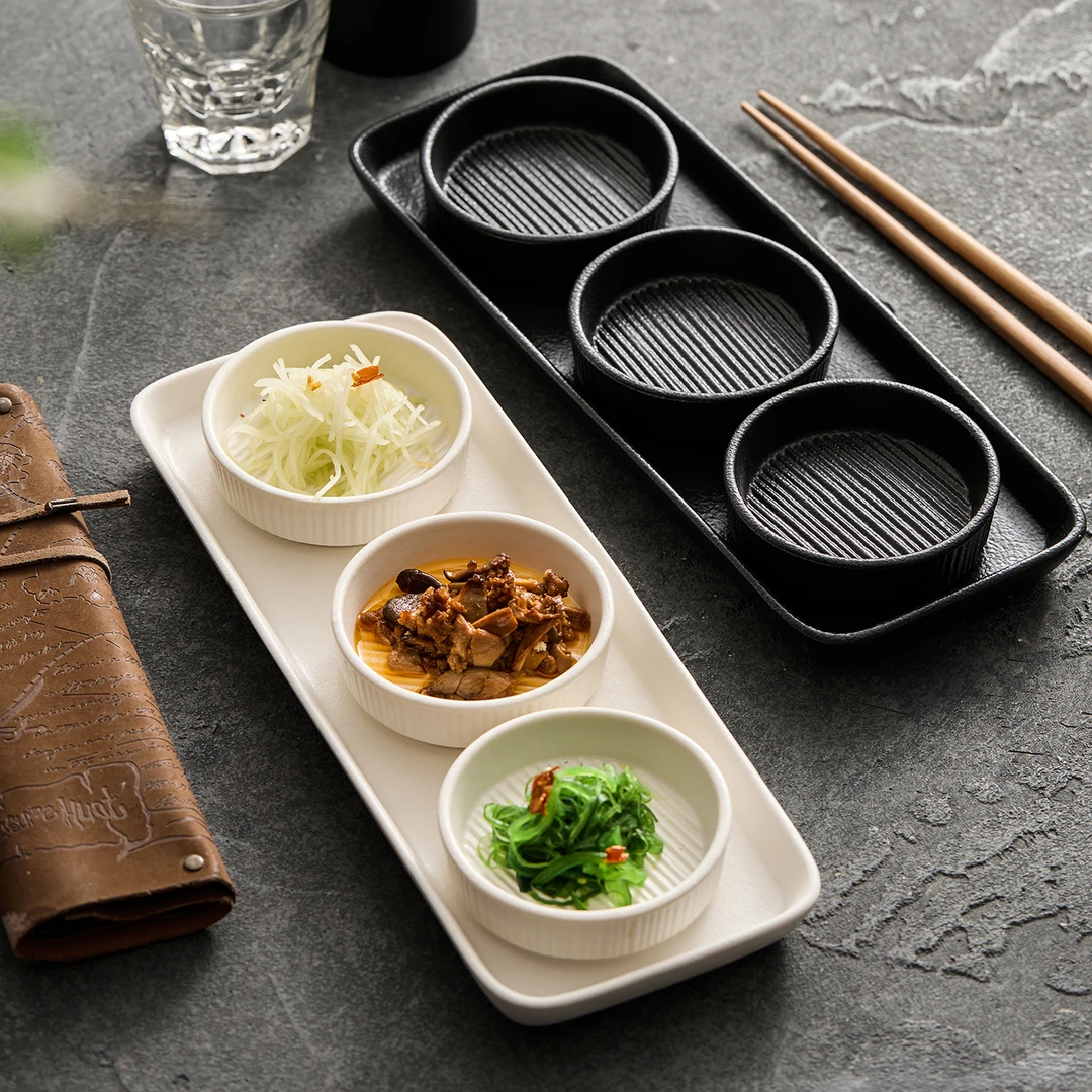 德化2025年新款特别好看的精致釉下彩家用的陶瓷三格调味碟小菜碟