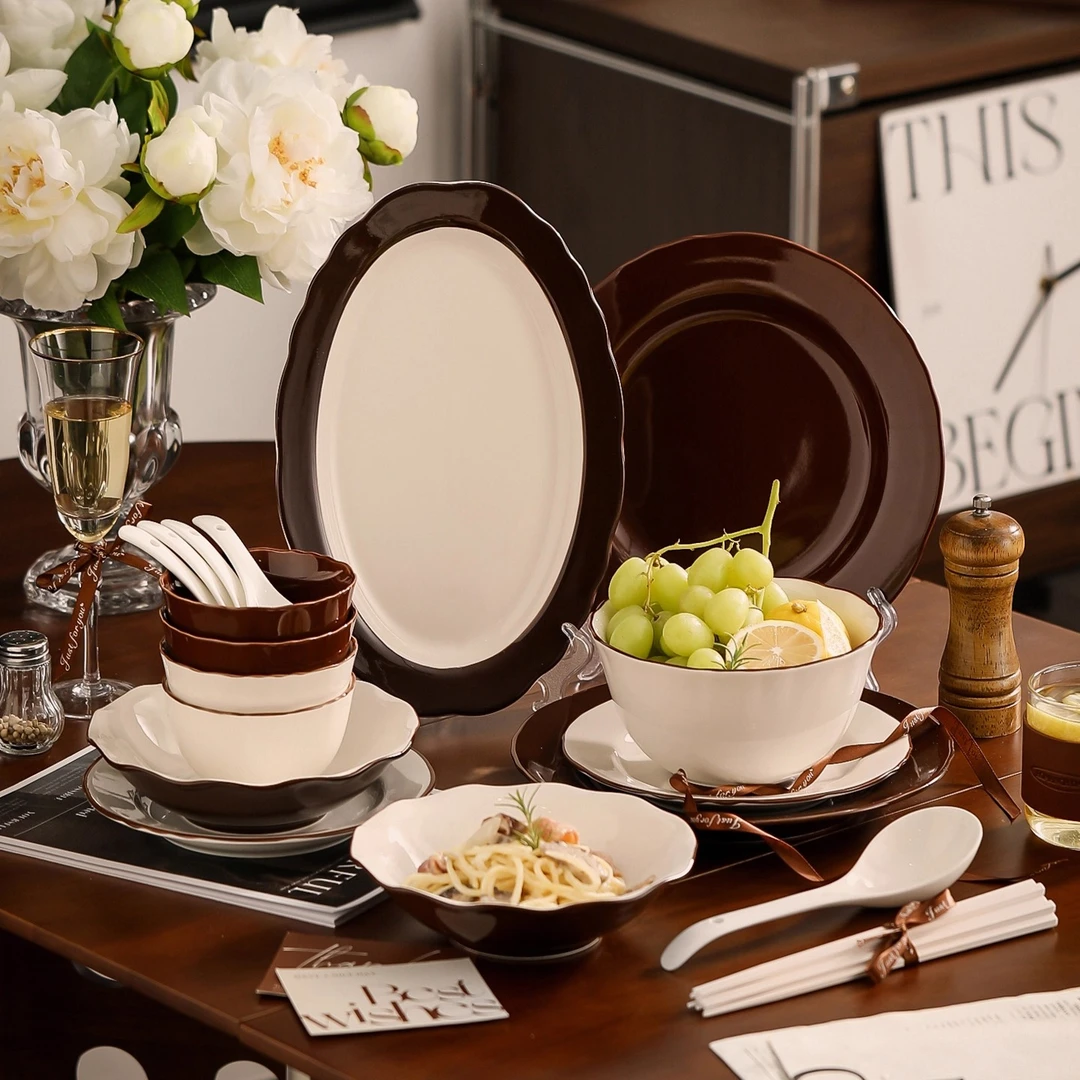漫时光法式美拉德棕餐具套装家用碗盘碗具乔迁新居新婚礼物礼盒装