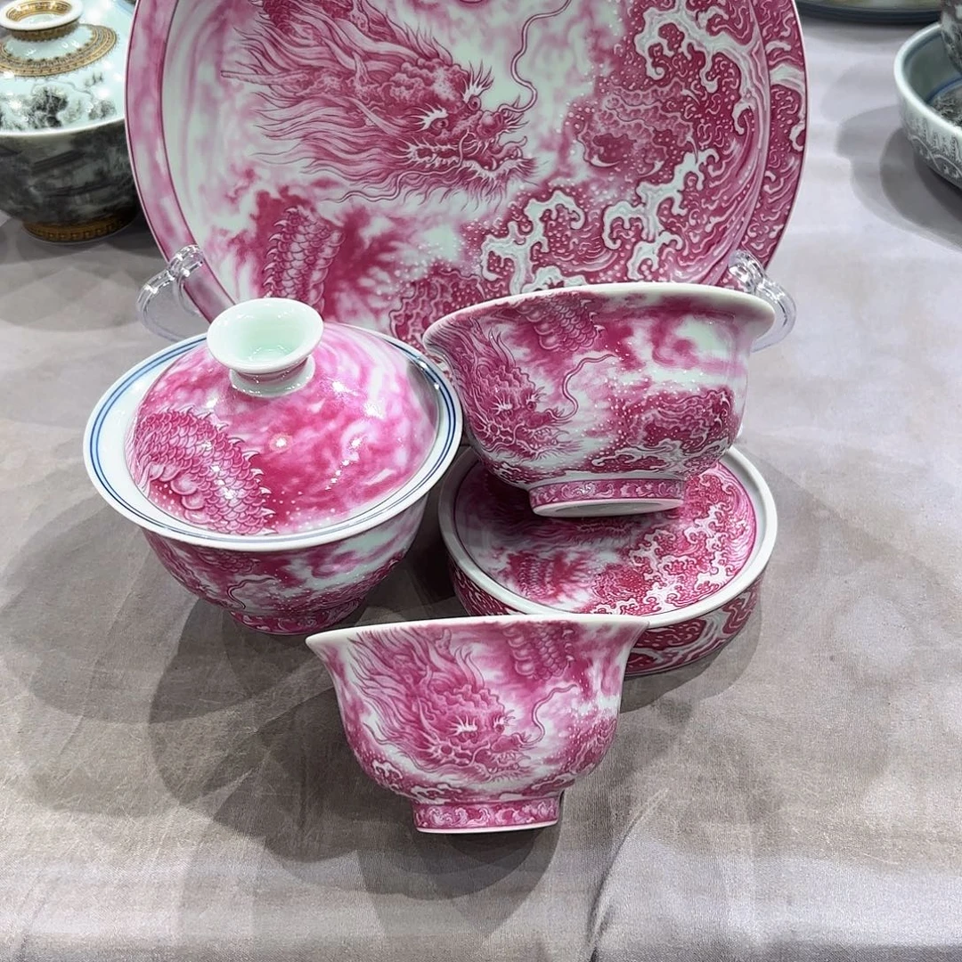瓷片景德镇瓷器精品陈列