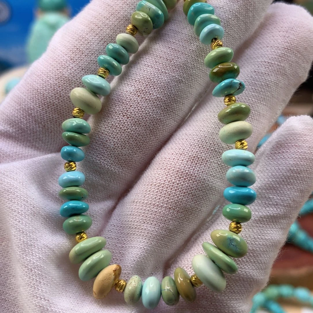 绿松石未镶嵌珠宝奇石炫彩藏扣手串
