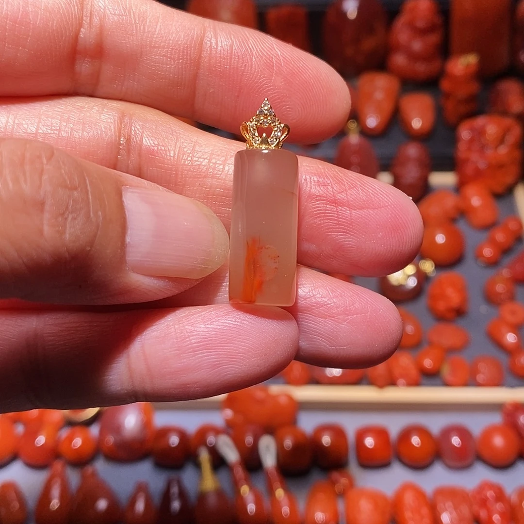 南红玛瑙银S925镀金镶嵌冰飘吊坠