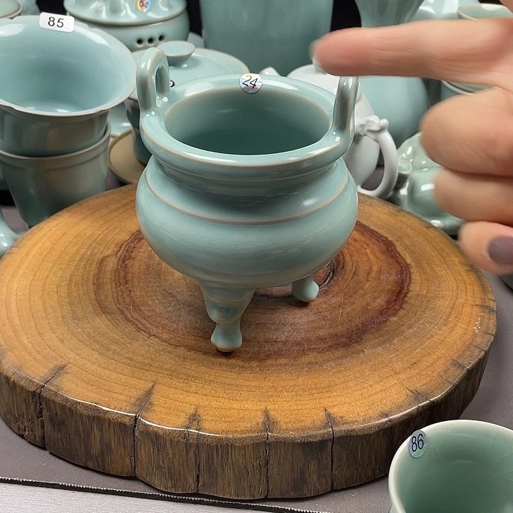 瓷片香炉微瑕7888889999988