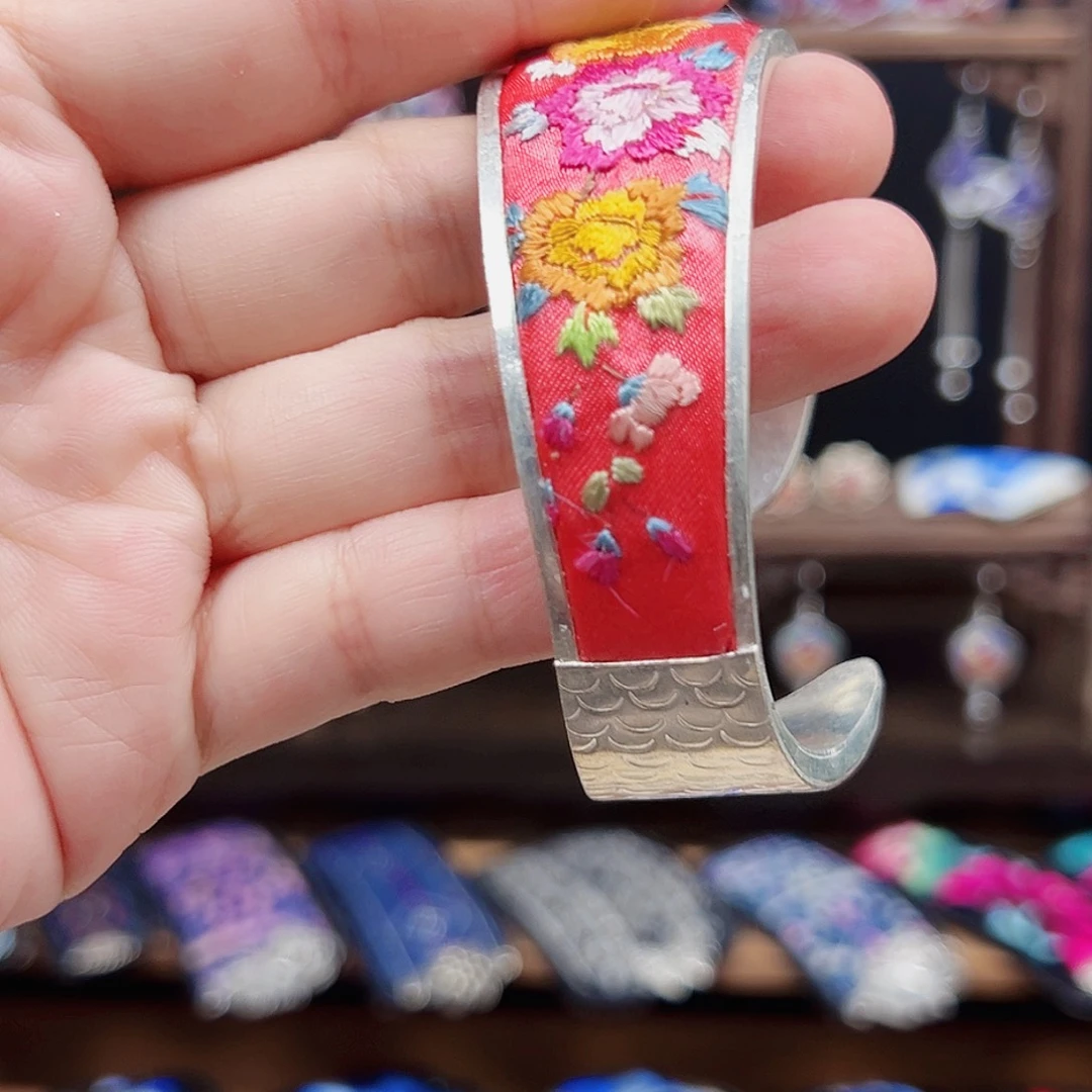 织绣手工刺绣工艺品